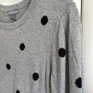 Polka dots are the new black!